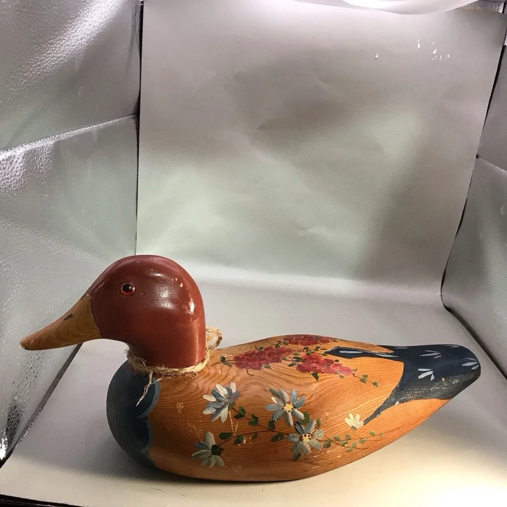 VTG Painted‎ Wood Duck With Floral Accents  And Glass Eyes By P. Davidson